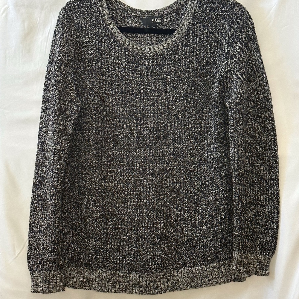 a.n.a. Women’s crew neck, long sleeve sweater